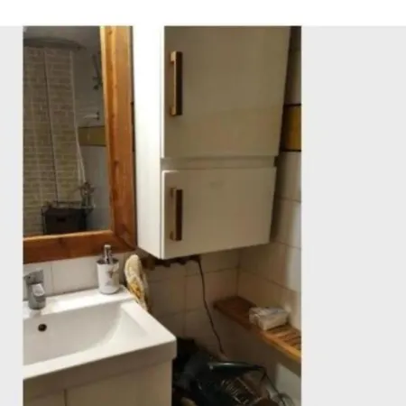 κοντά στην κλινική αγ λουκα Apartmán